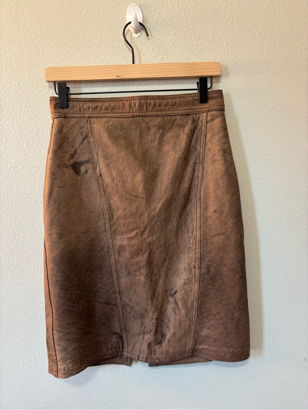 ✨Vintage Tarazzia Women’s Genuine Leather Skirt
